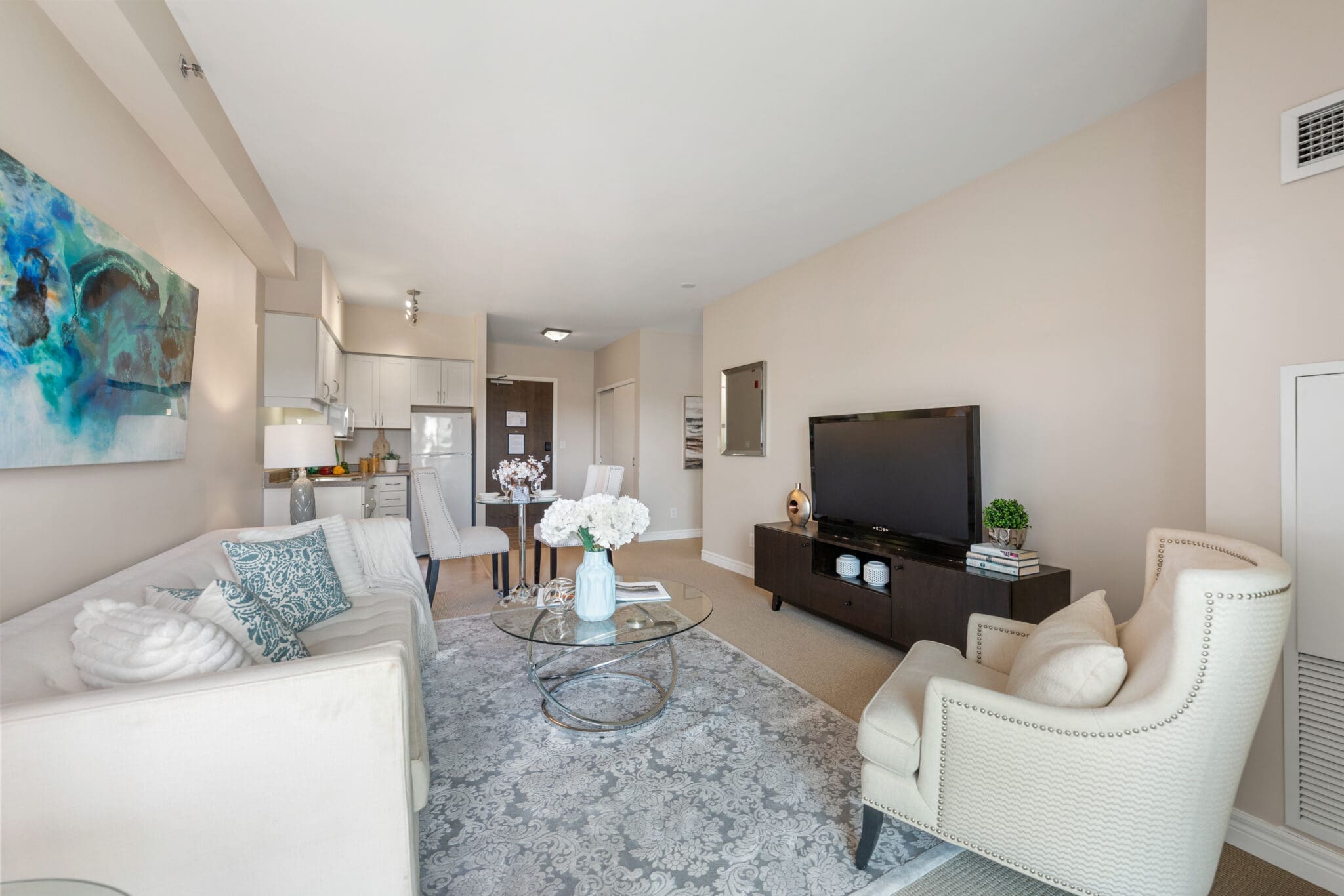 room photo