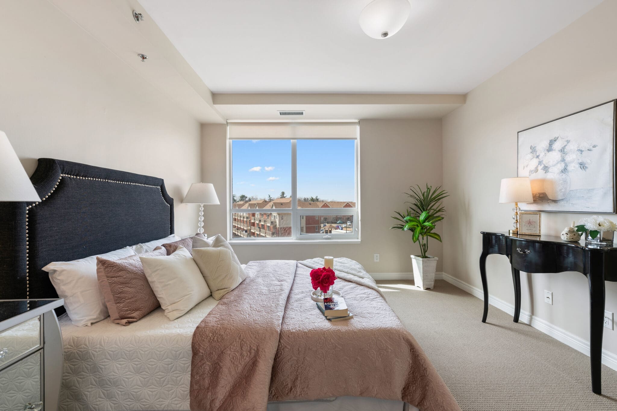 room photo